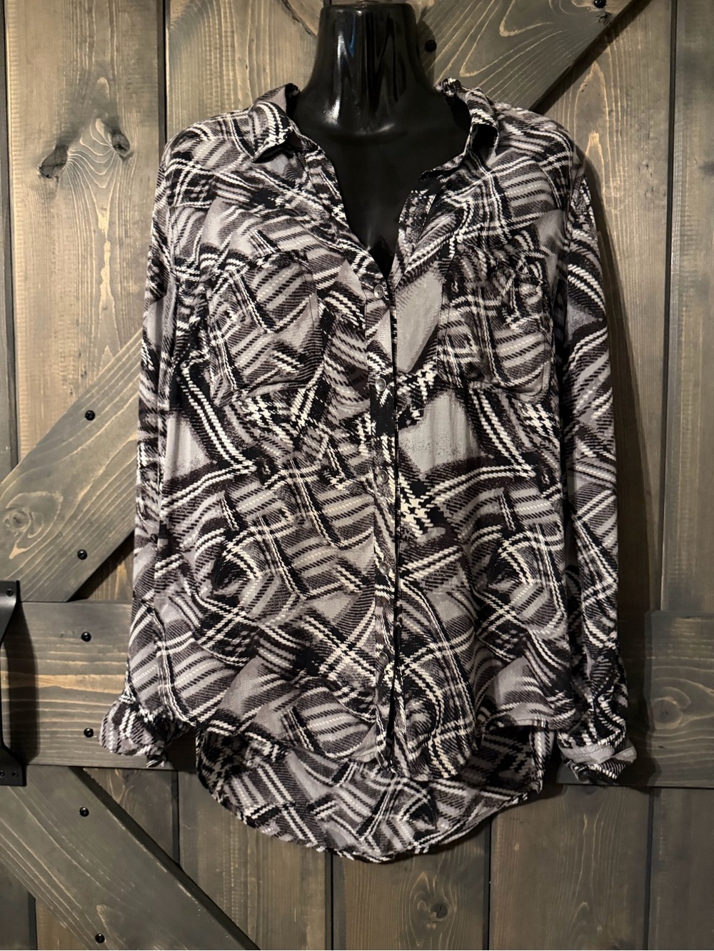 Rock & Republic Black and White Plaid Button-Down Shirt